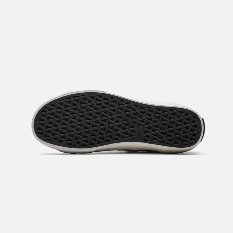 STRAYE Logan Puff - Glossy Red