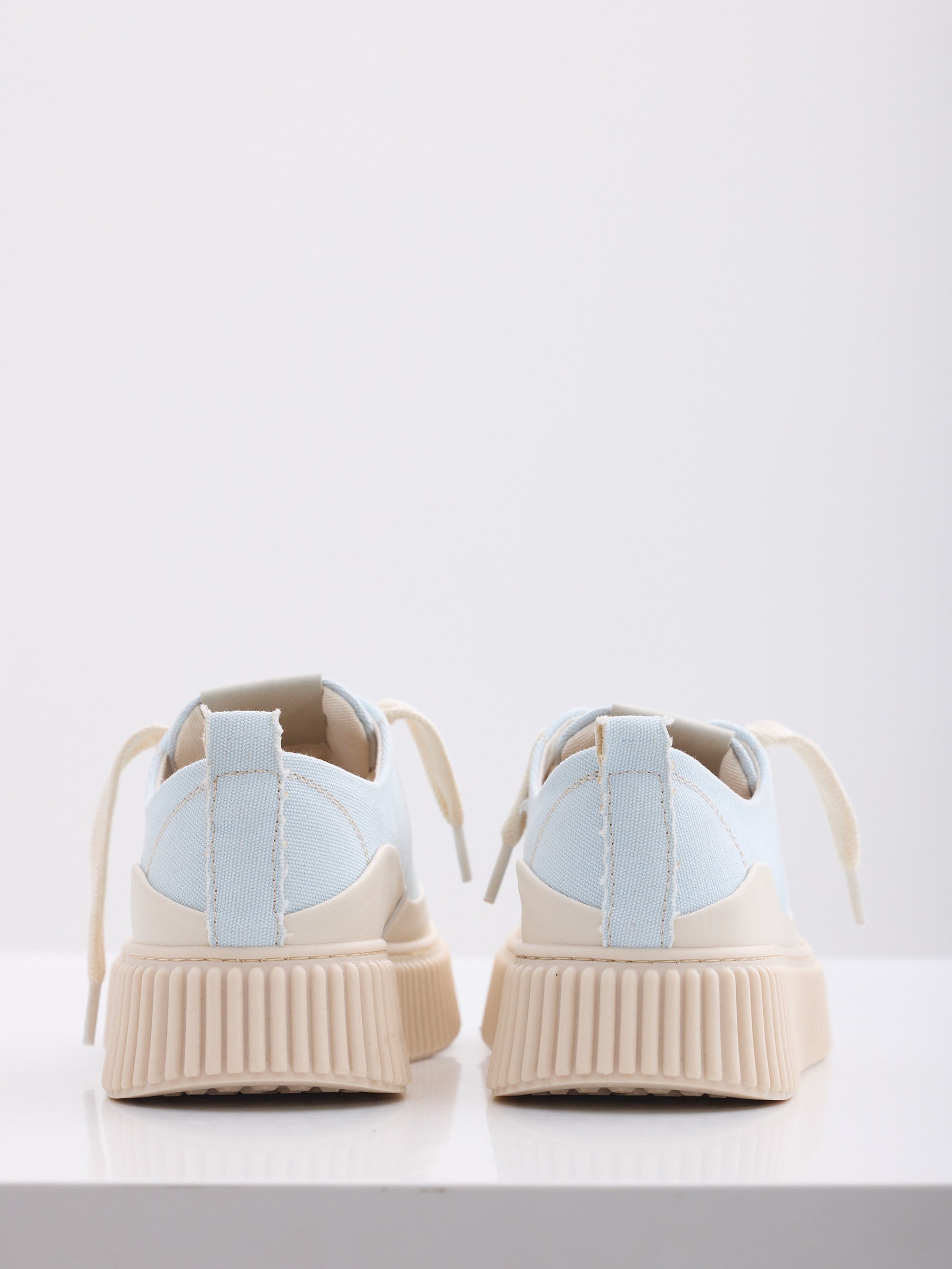 MAISON 9 PARIS Sneakers - Blue Sky Cover