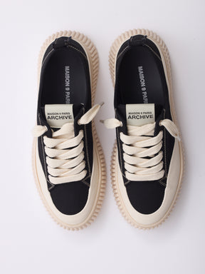 MAISON 9 PARIS Sneakers - Black Cover