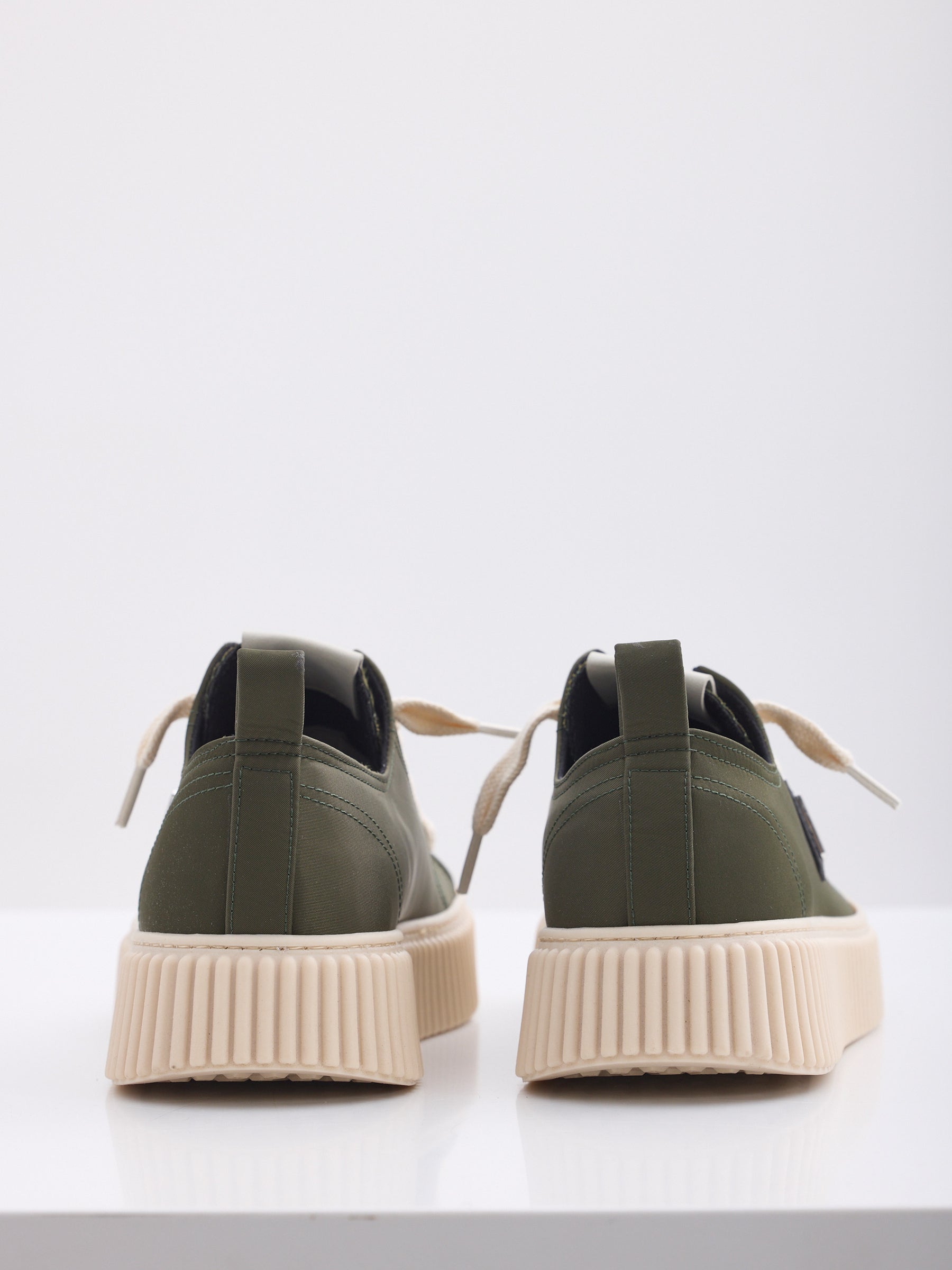 MAISON 9 PARIS Sneakers - Green Leather Plate