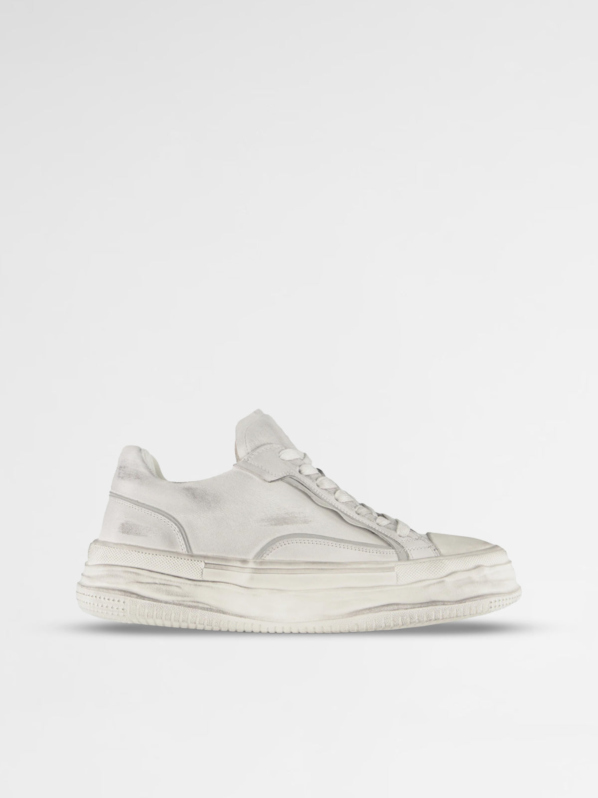 BLACK DOT. Sneakers Urban Craft