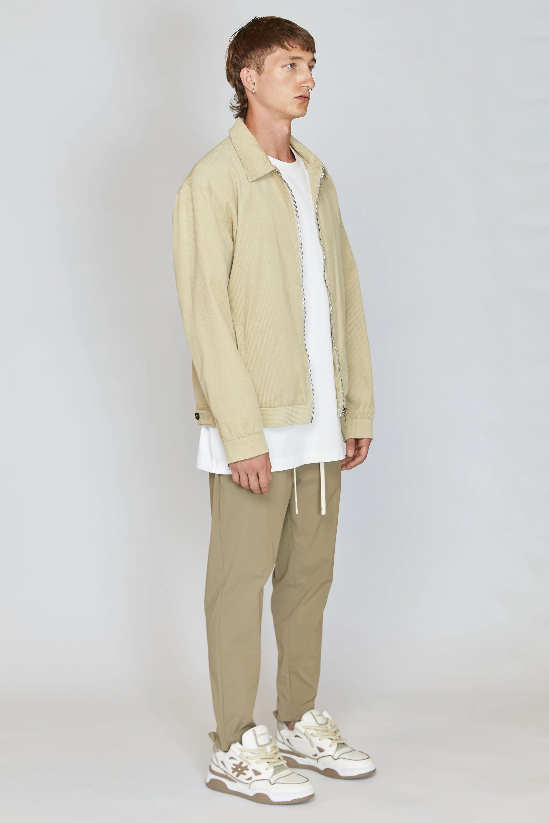 AINKER OFF-WHITE COURDAROY JACKET