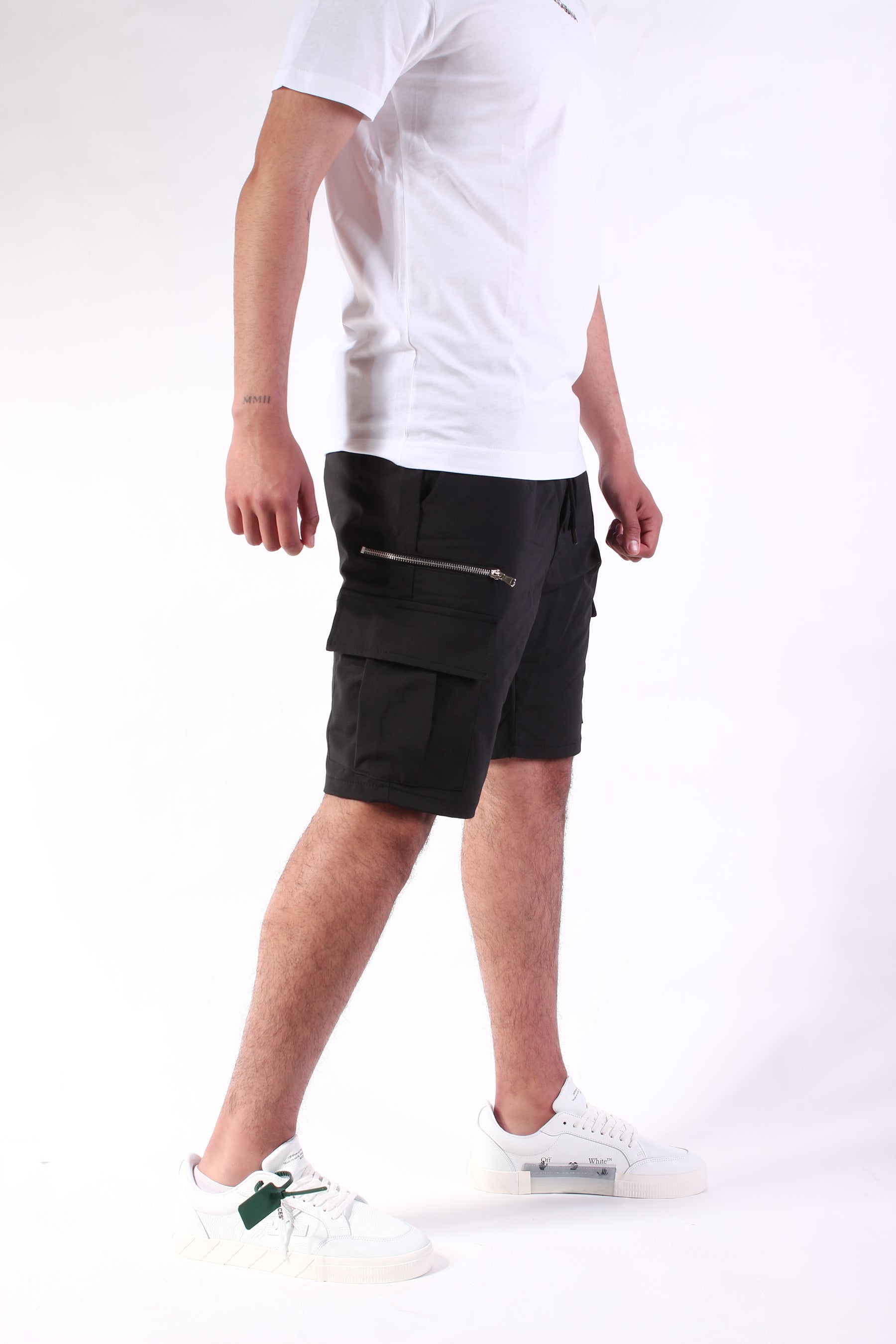 CREW Black Short Cargo Pants Zipper Wide Pocket