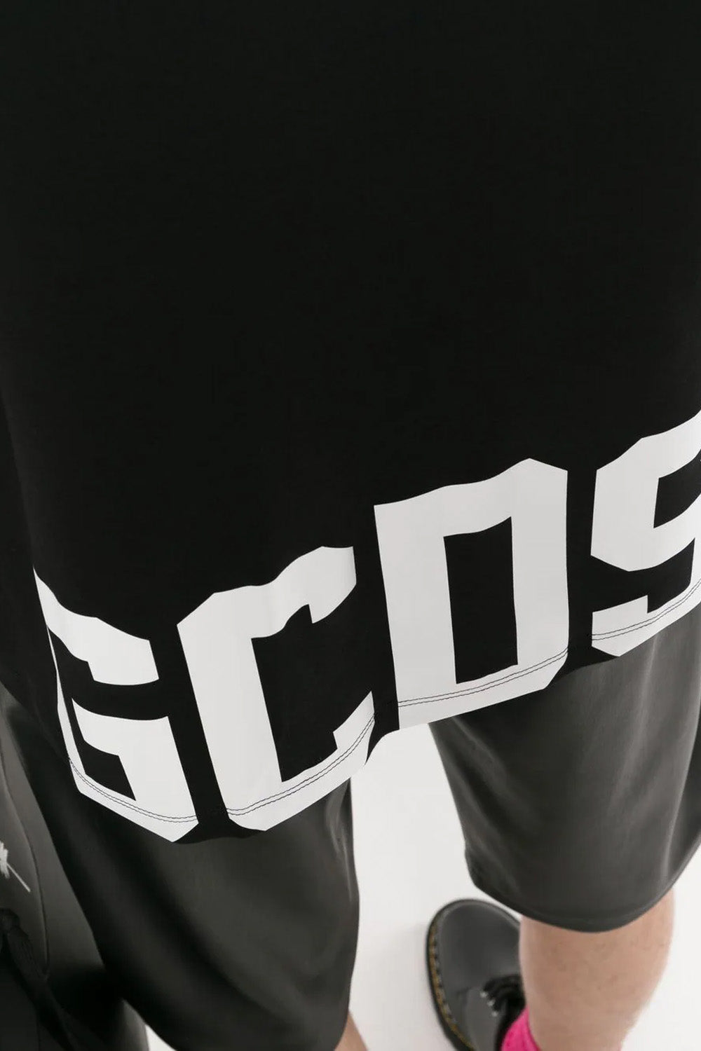Gcds logo-print detail T-shirt